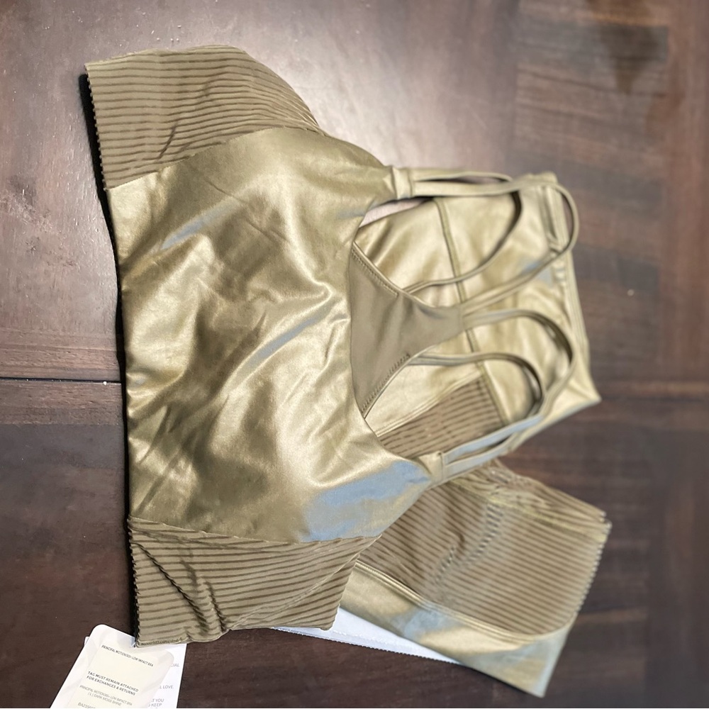 Fabletics Outfit NWT